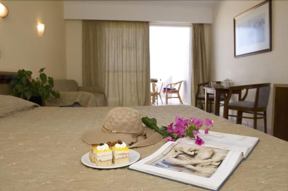 The Syntopia - Adults Only 4* Adelianos Kampos