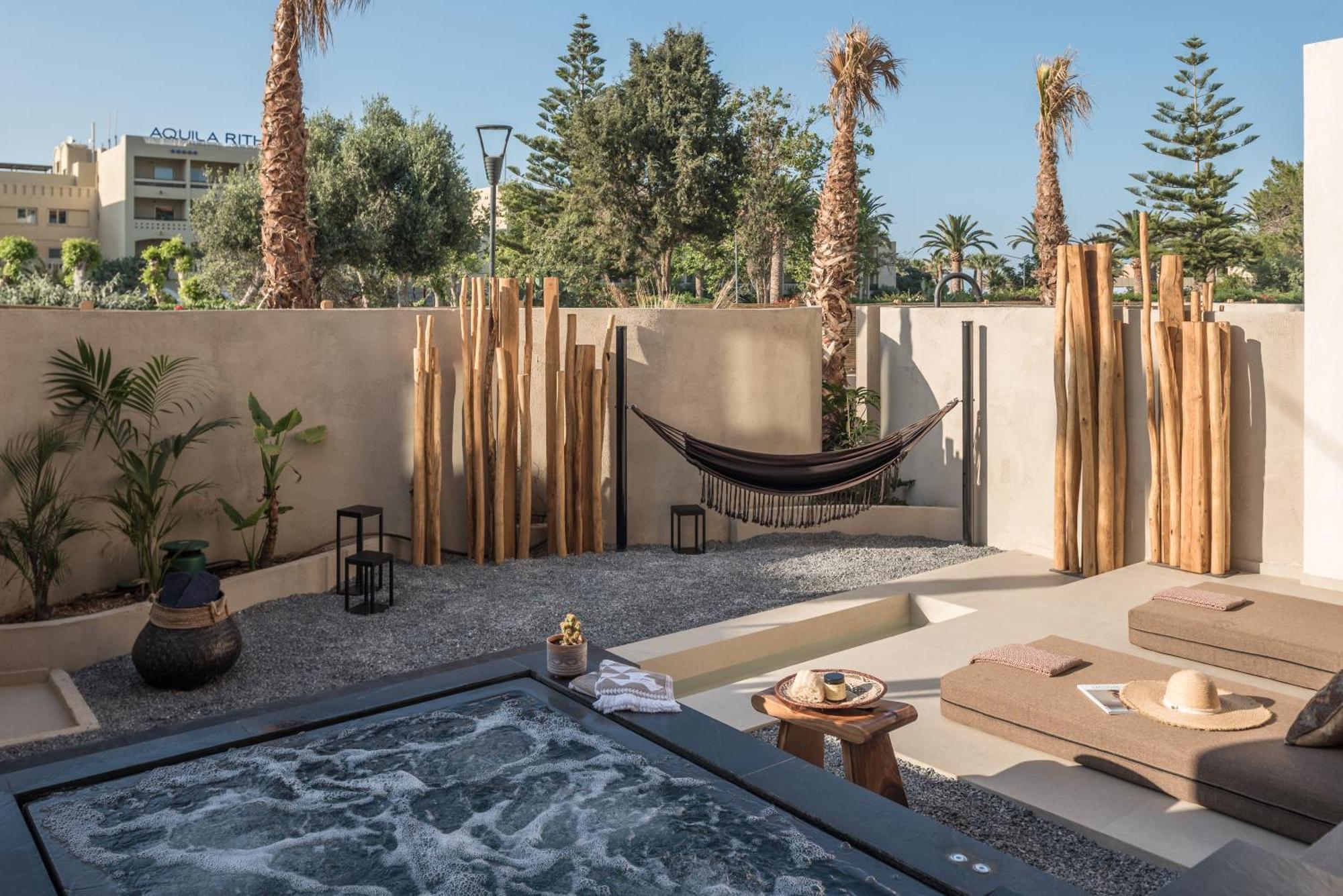 The Syntopia - Adults Only Hotel