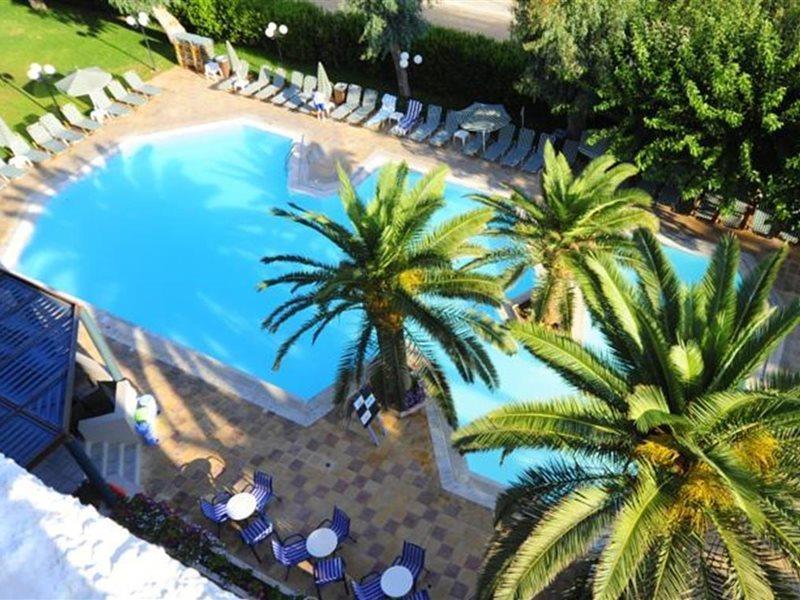The Syntopia - Adults Only 4*